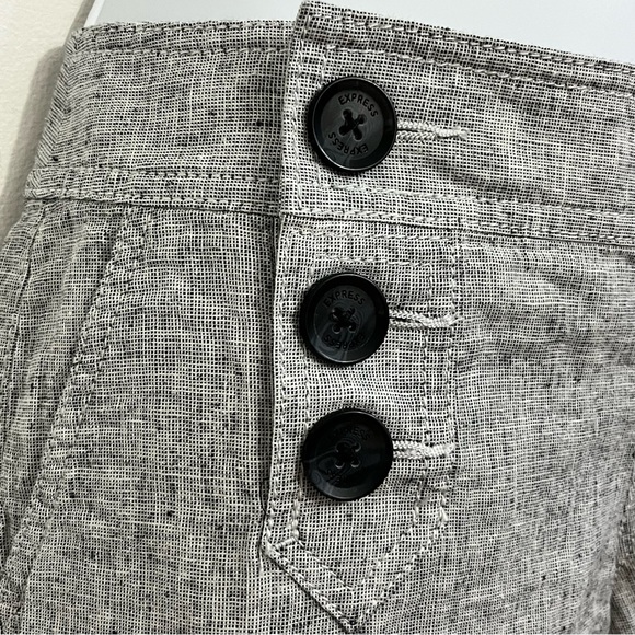 Gray short shorts by Express are NWT. Size 2 - Picture 5 of 9